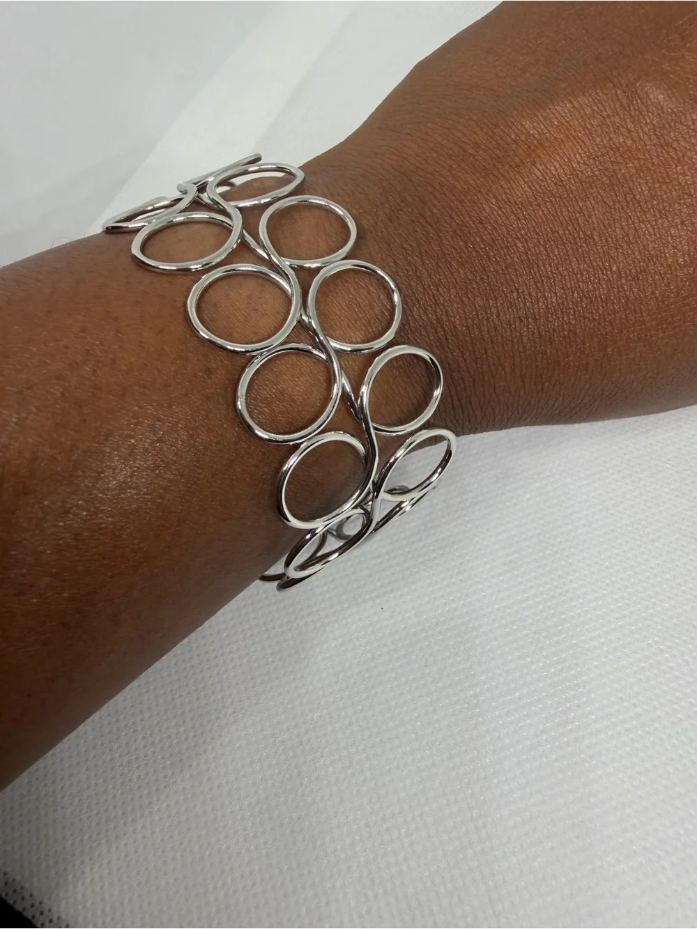 Elegant Silver Open-Circle Link Bracelet - Women Jewelry Stainless Steel